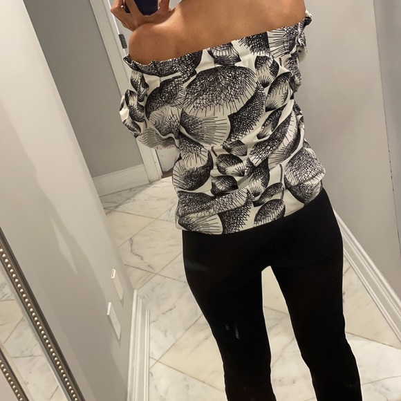 Designers Remix Collection off shoulder top - Picture 2 of 9